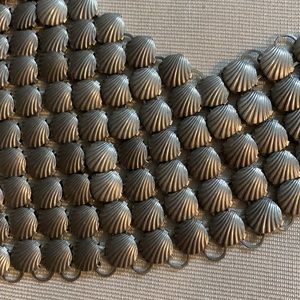 RARE Vintage Seashell Style Bib Necklace